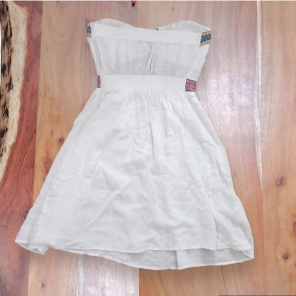 Vintage Boho Resort Strapless Peep Hole Dress - Picture 7 of 11